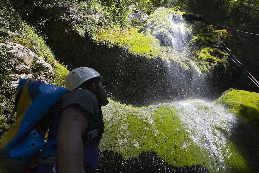 Descenso de cañones en Asturias con RanaSella
